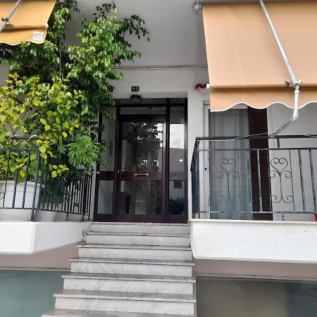 Appartement Luchia à Patras Extérieur photo